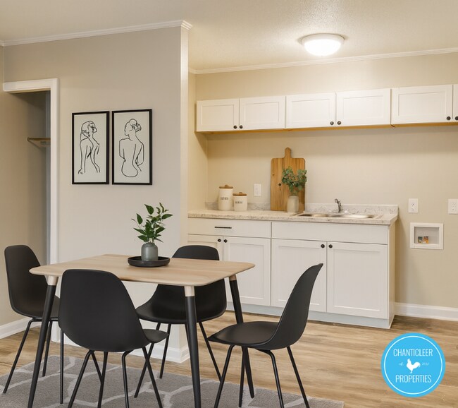 Building Photo - 1109 W Academy St