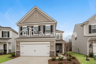 Building Photo - 5561 Hydrangea St