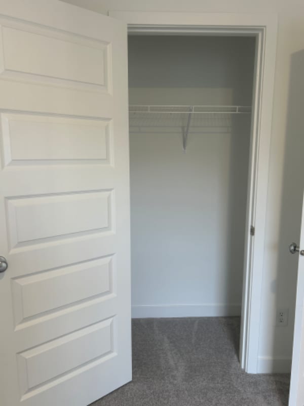 Building Photo - 9331 Somerford Dr