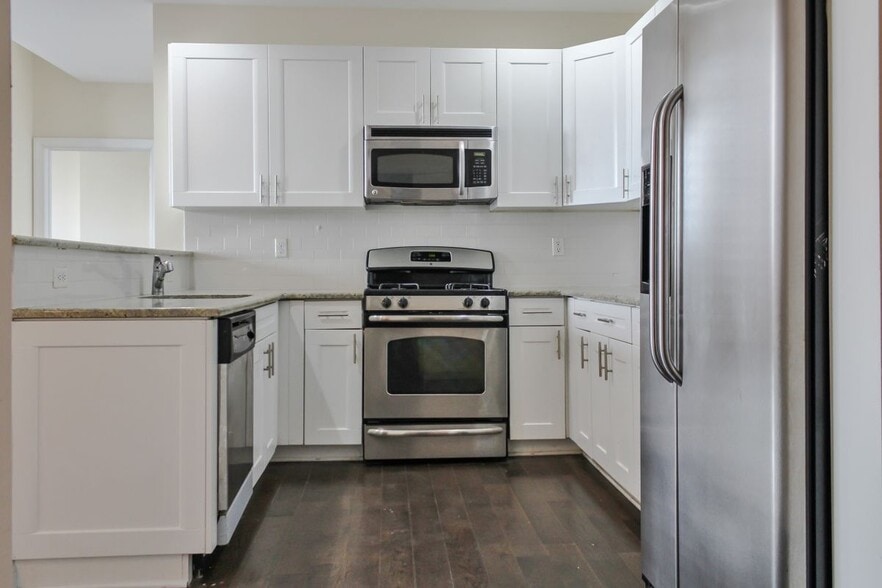 Building Photo - 319 Grant Ave