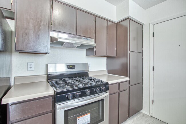 Building Photo - 10720 Mc Allen Pl