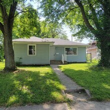 Building Photo - 3516 Central Dr