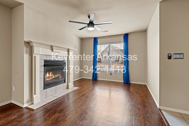 Building Photo - 1481 S Holland Dr