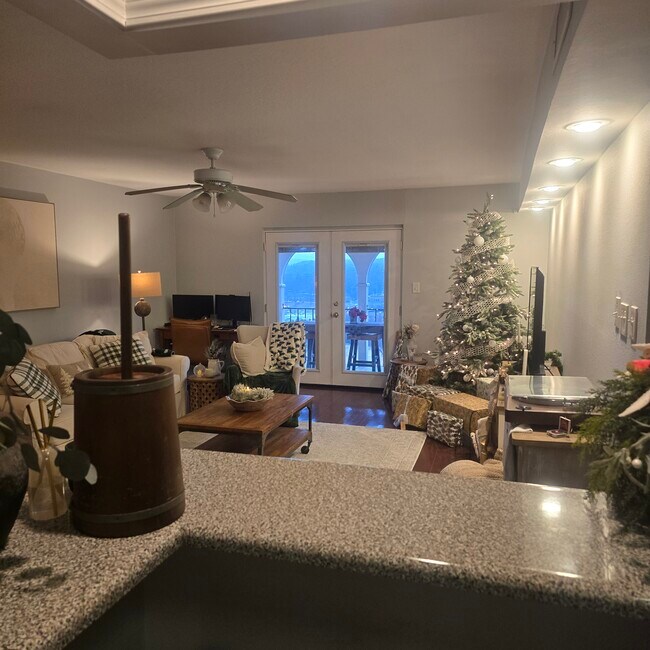 Building Photo - 5709 Lyons View Pike