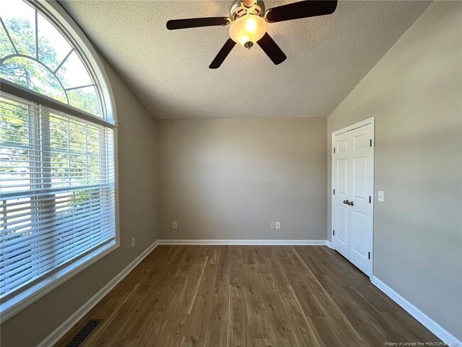 Building Photo - 114 Masters Way