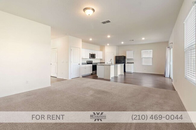 Building Photo - 2022 Home Near Lackland | 2,058 Sq Ft | Office/Study | Community Pool | Pet Friendly