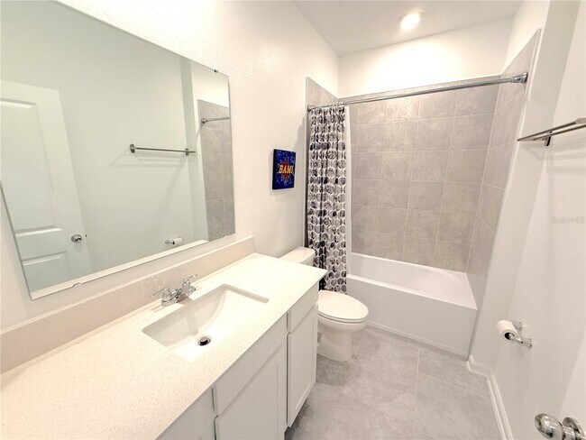 Building Photo - 393 Bogey Dr