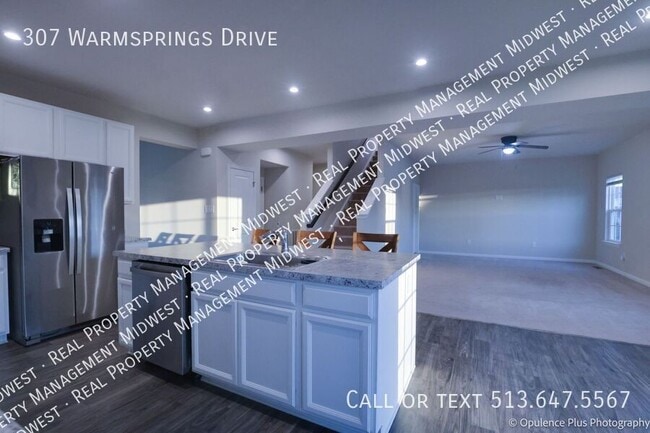 Building Photo - 307 Warm Springs Dr