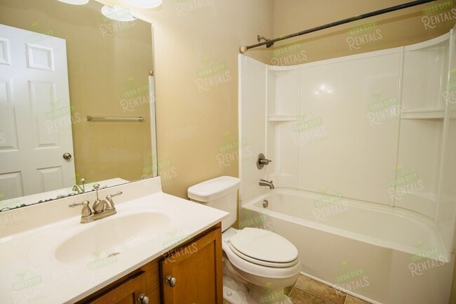 Building Photo - Stunning 4BR/3BA Home in Heritage Farms –  Ready to move-in!