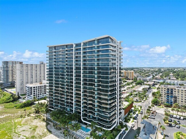 Building Photo - 900 N Ocean Blvd