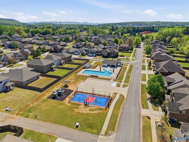 Building Photo - 7718 Emma Ann Wy NW