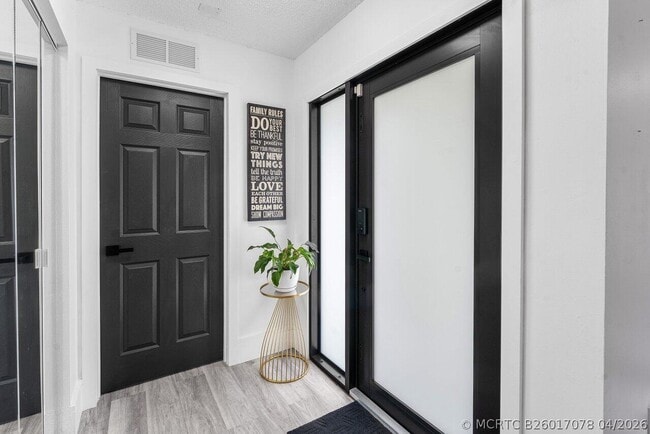 Building Photo - 8014 Ambach Way