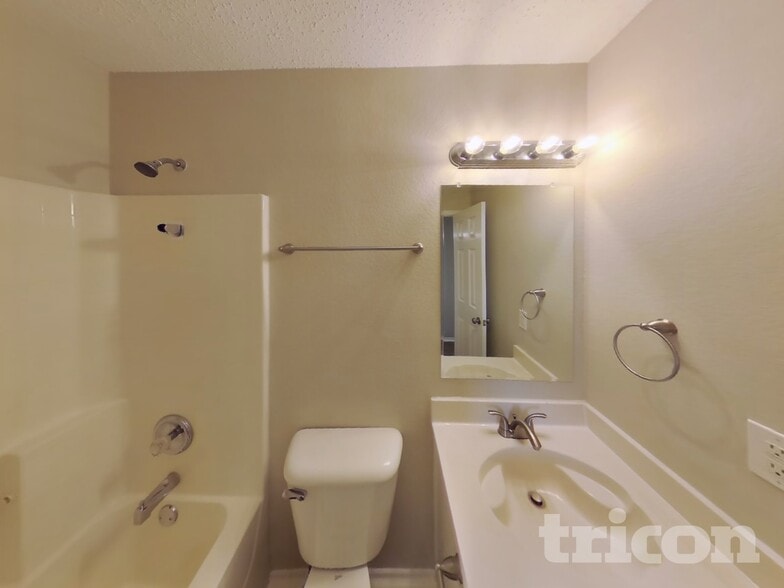 Building Photo - 9201 Riding Stable Ln