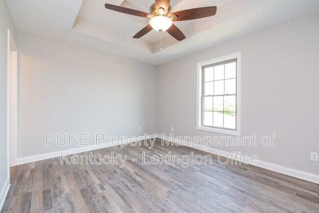 Building Photo - 720 Leeward Ct