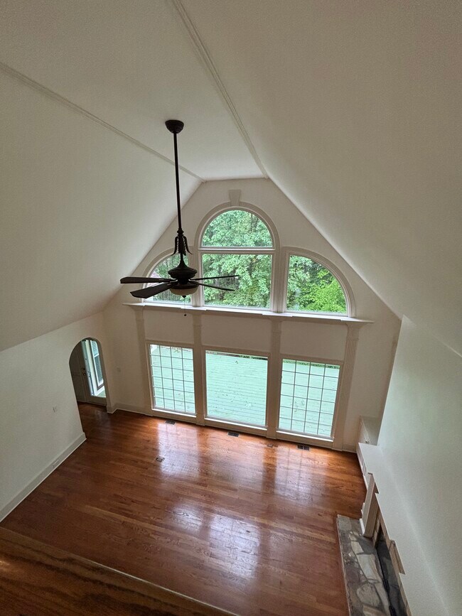 Building Photo - 10615 Honey Brook Cir