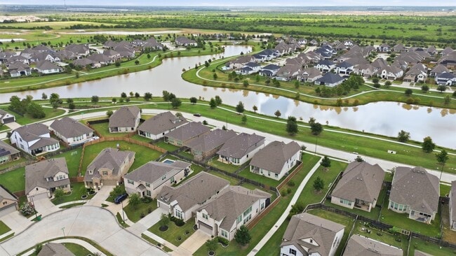 Building Photo - 7315 Buckthorn Holw Trl