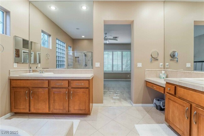 Building Photo - 1 Emerald Dunes Cir