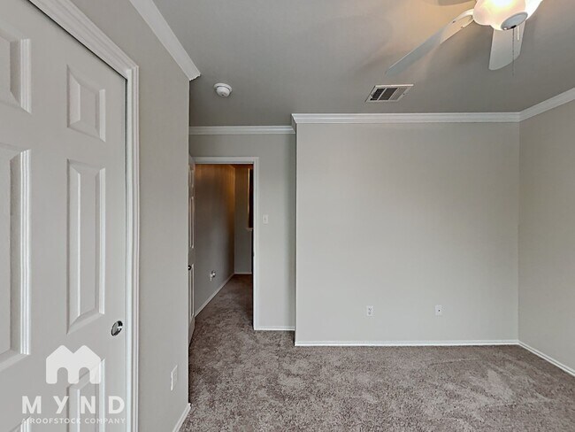 Building Photo - 2716 Amberglow Ct