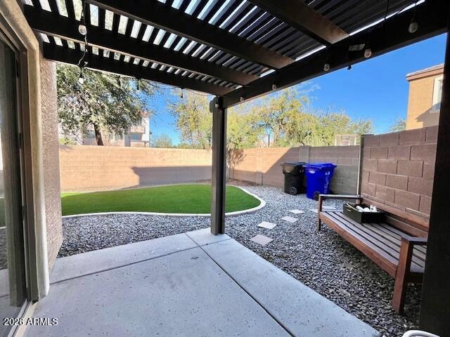 Building Photo - 3340 E Franklin Ave