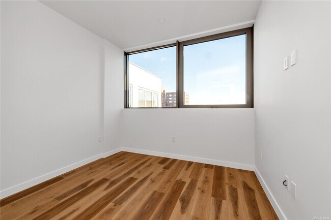 Building Photo - 83-67 116th St