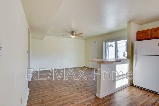 Building Photo - 2259 Sedgewick Dr