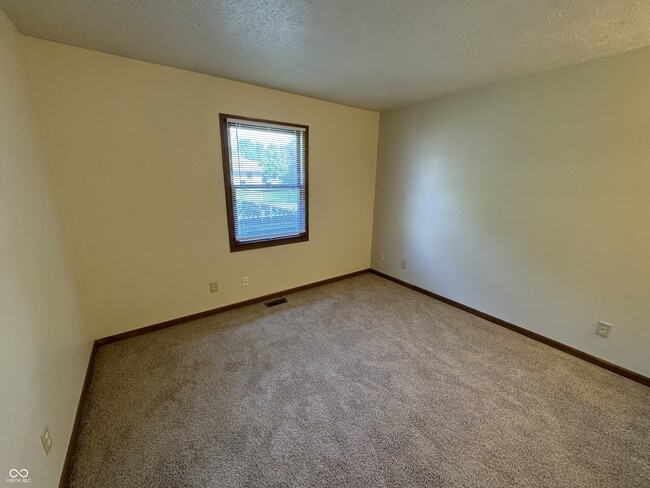 Building Photo - 972 Red Maple Ct