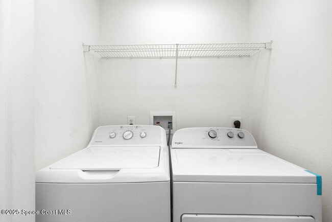 Building Photo - 1342 Hampton Park Ln