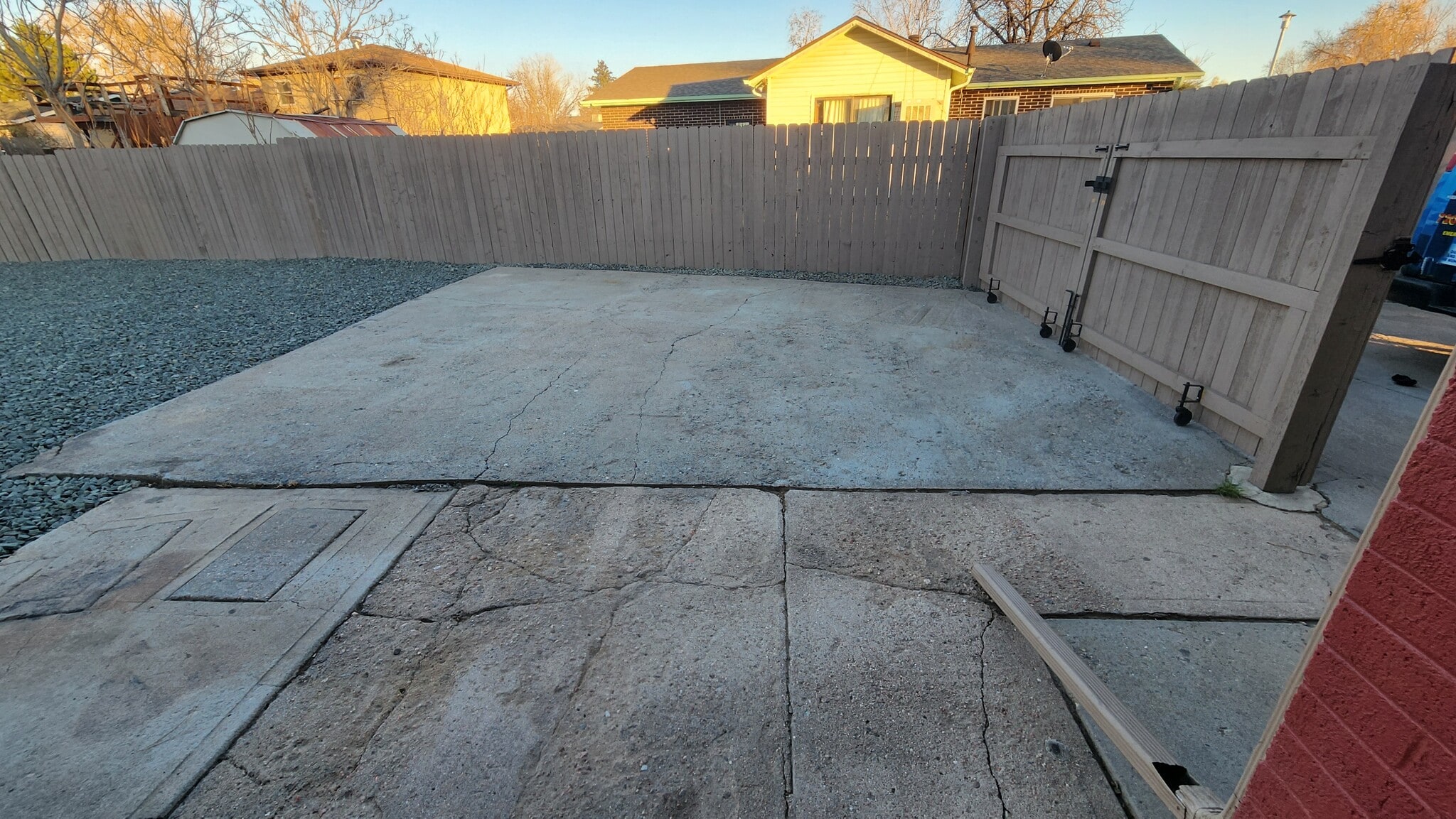 Building Photo - 14775 Robins Dr