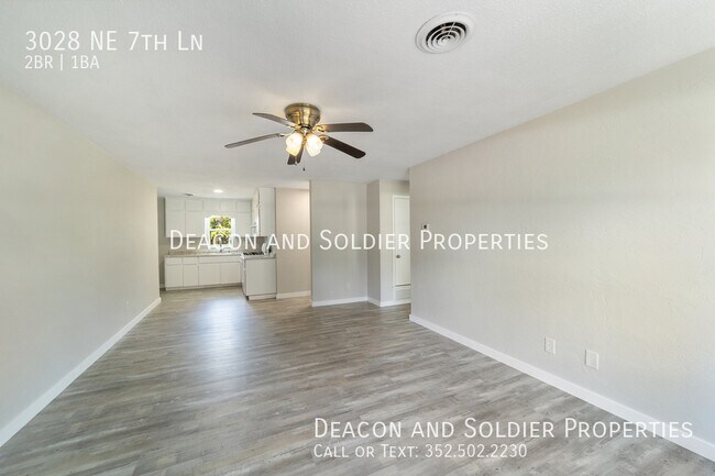 Building Photo - 3028 NE 7th Ln