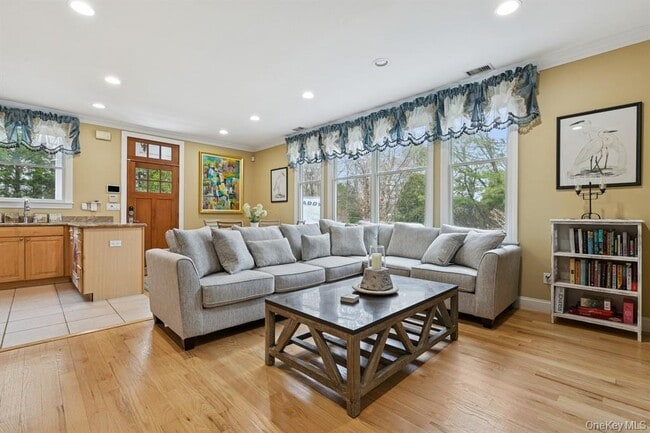 Building Photo - 15 Carter Rd