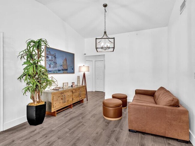 Building Photo - 9831 SW 58th Ct