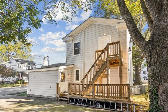 Building Photo - Call Sabrina Thomas Office at 757-767-0767 for more information