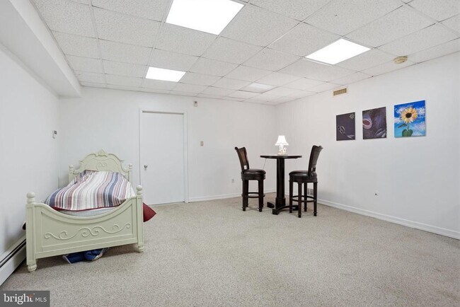 Building Photo - 244 Mathers Rd