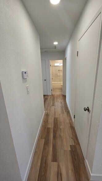Building Photo - 3443 Kettmann Rd