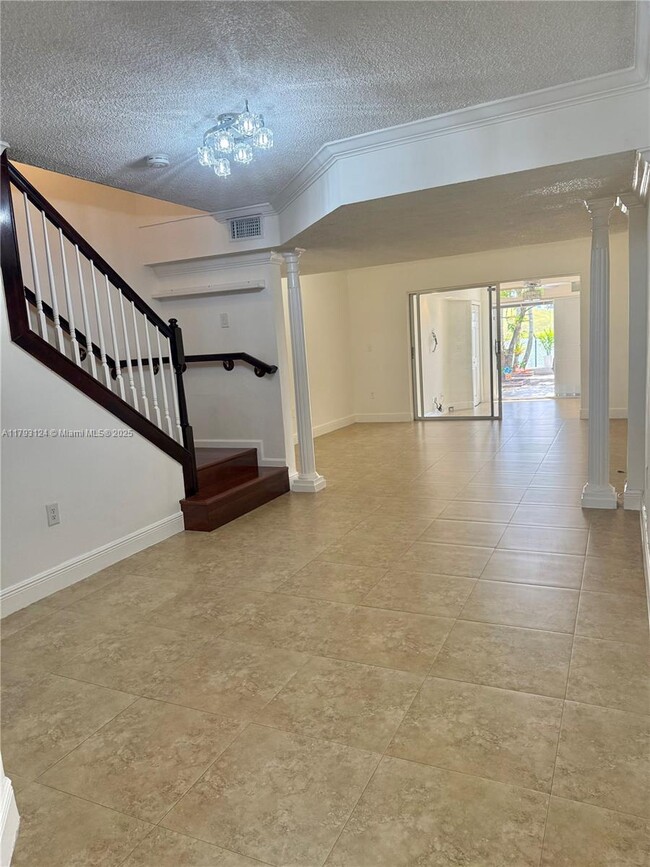 Building Photo - 1153 NW 123rd Ct