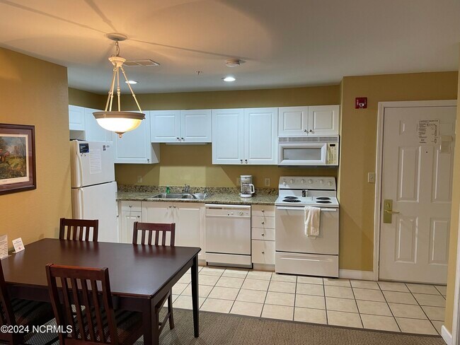 Building Photo - 492 Little River Farm Blvd
