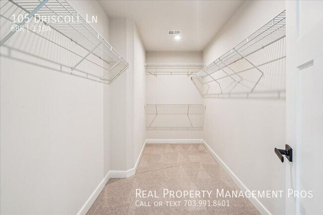 Building Photo - 105 Driscoll Ln