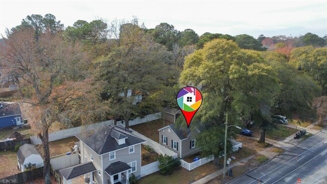 Building Photo - 1325 W Little Creek Rd