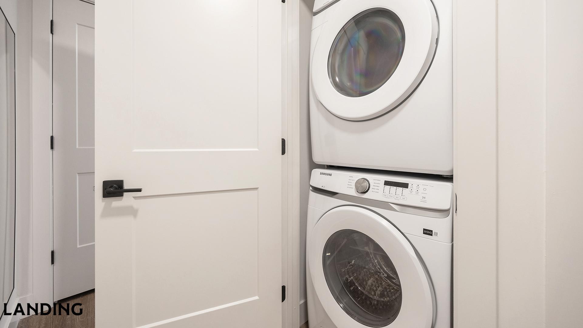 Building Photo - 1557 Logan St