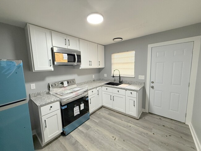 Building Photo - 3606 Mc Vay St SW