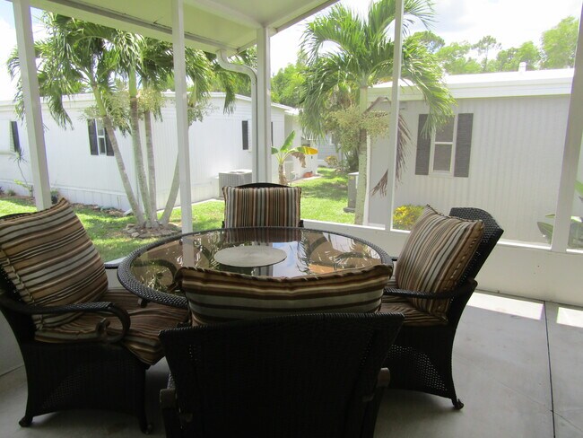 Building Photo - 37 Jurua Ct