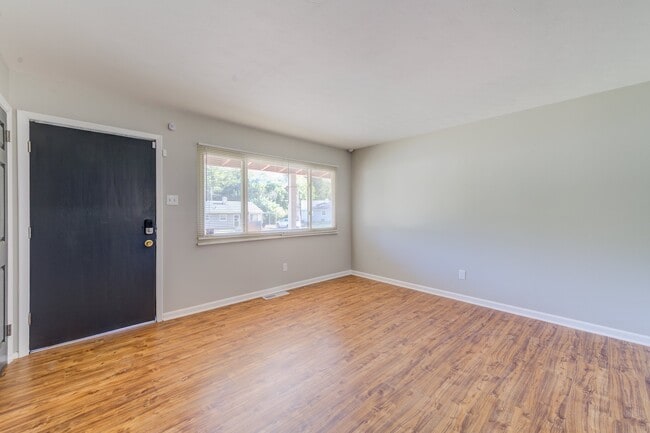 Building Photo - 5311 Grove Ave