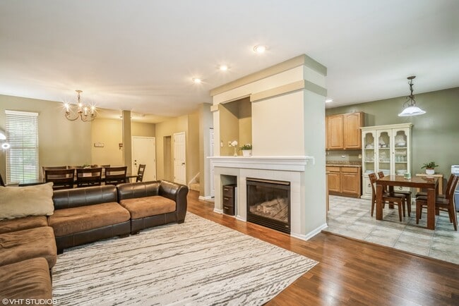 Building Photo - 414 Shadow Creek Dr