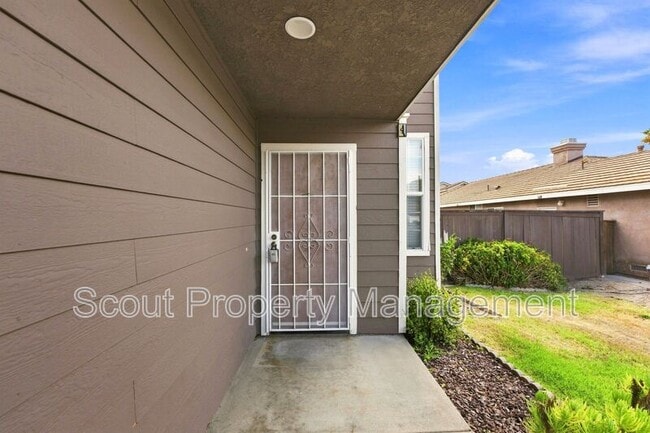 Building Photo - 45356 Escalante Ct