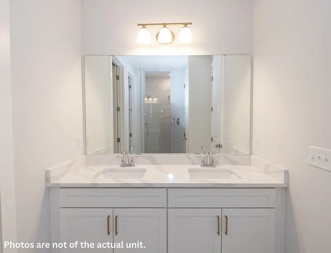 Building Photo - 2023 Rosemary Street