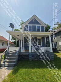 Building Photo - 107 Myrtle St