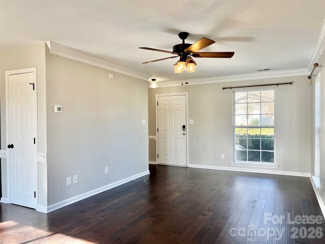 Building Photo - 4010 Suttle Pl