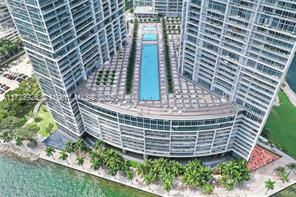 Building Photo - 495 Brickell Ave