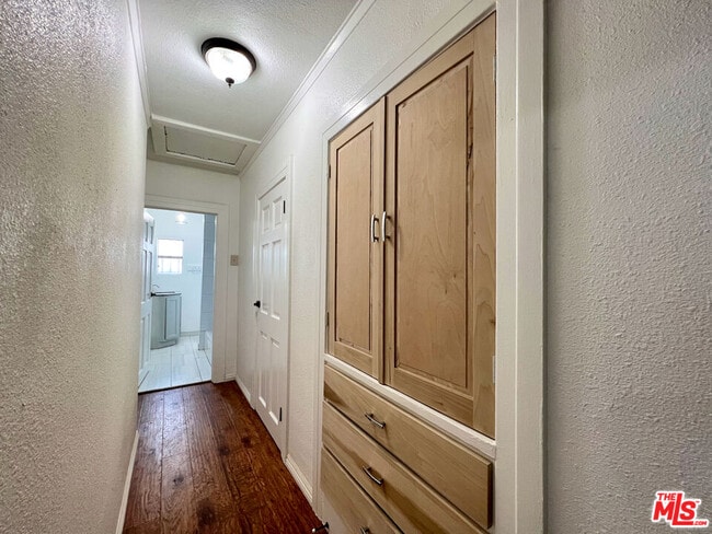 Building Photo - 4115 Halldale Ave