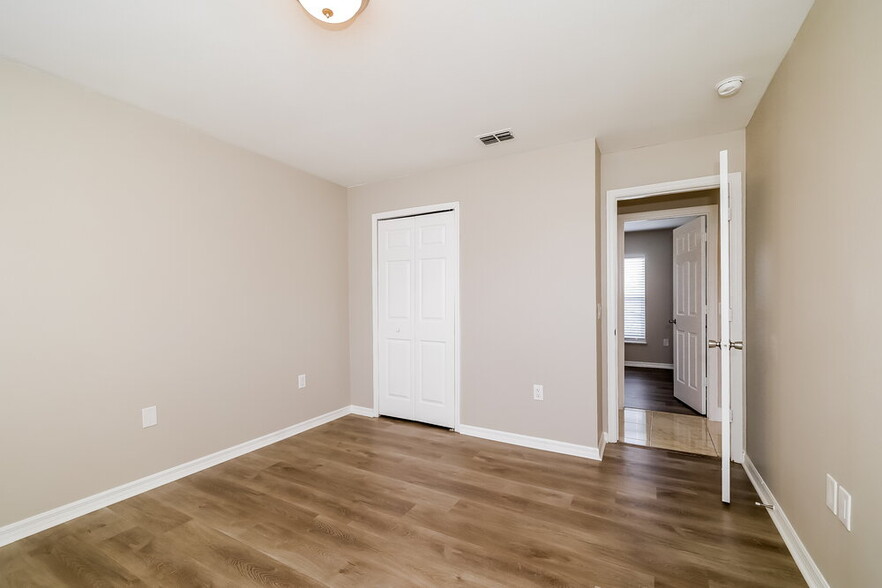 Building Photo - 201 Chadworth Dr